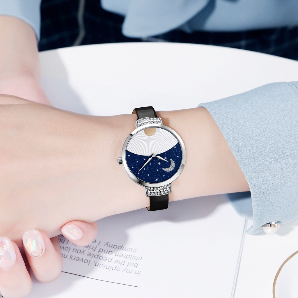 Đồng Hồ Nữ Dây Da Mặt Trăng Và Ngôi Sao Chống Thấm Nước SKMEI 9279