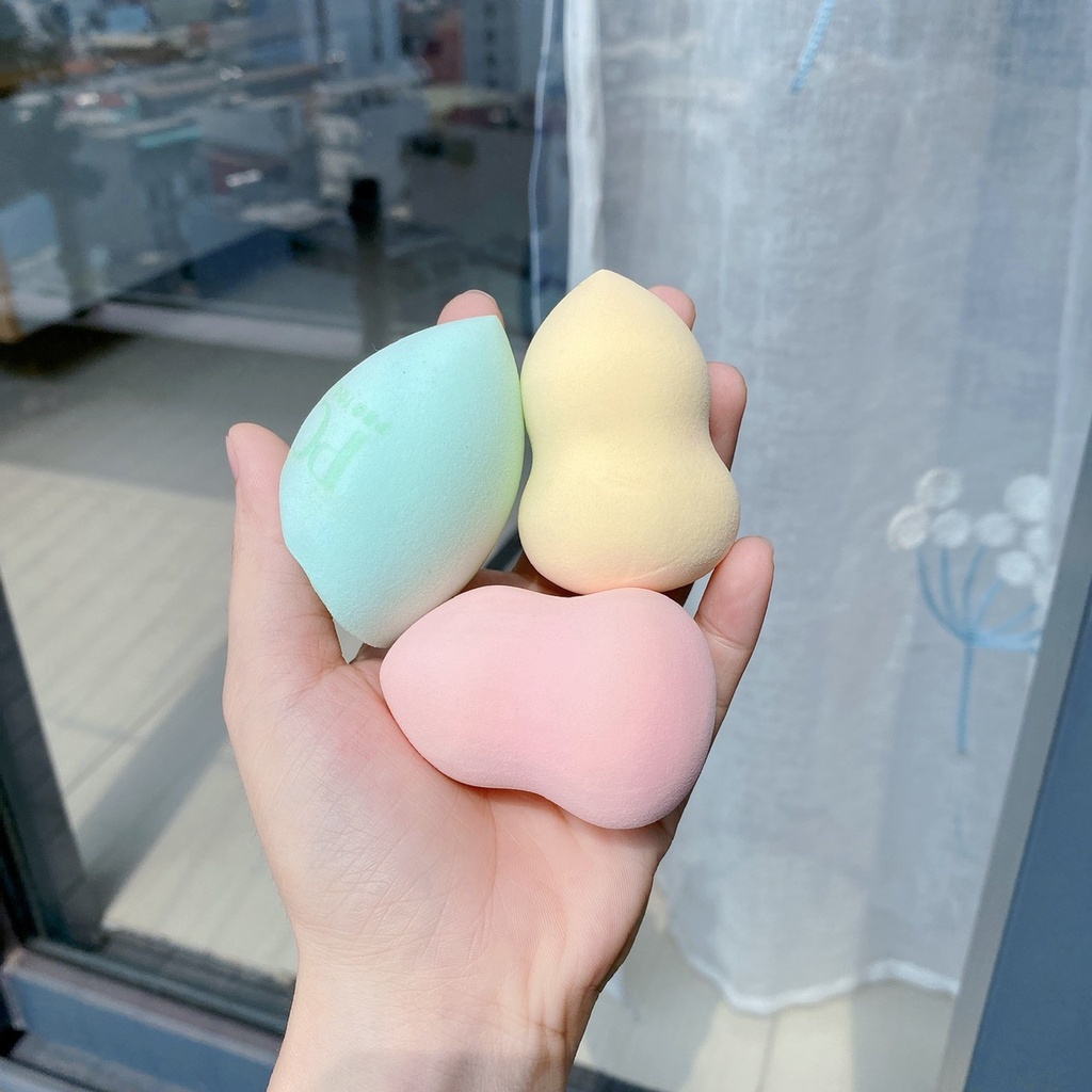 SET túi 3 Bông Mút Trang Điểm Tán Kem Nền Hình Hồ Lô, Giọt Nước ( Ngẫu Nhiên)