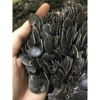 Hạt bí mèo (bí đen)