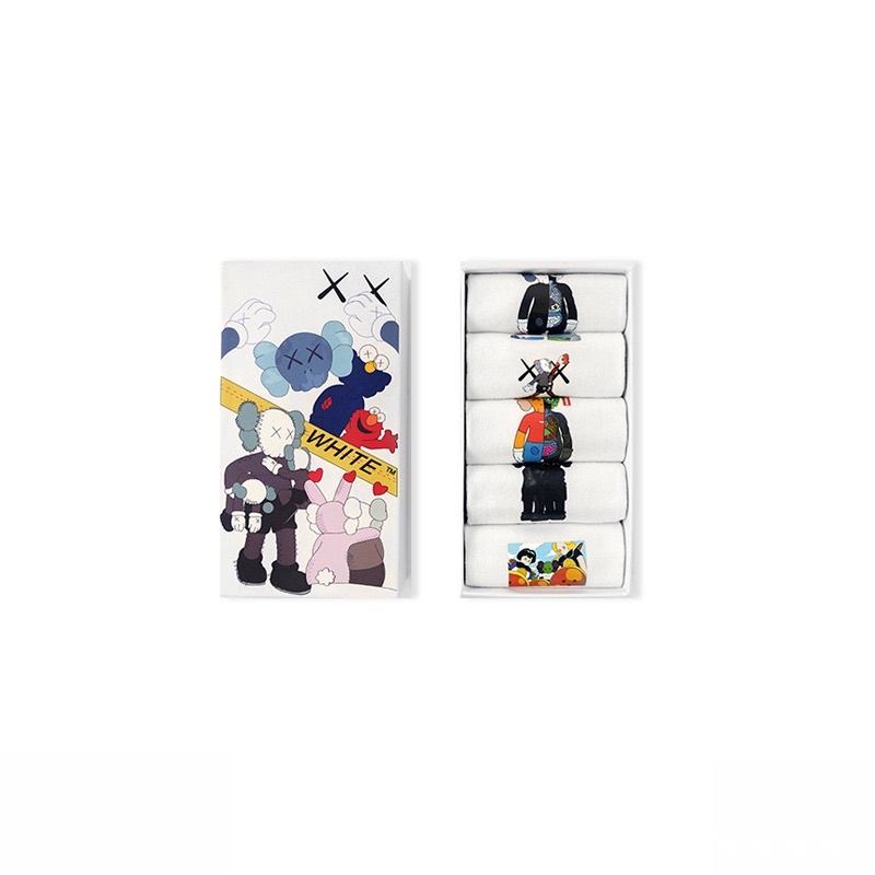 HỘP VỚ KAWS 5 ĐÔI