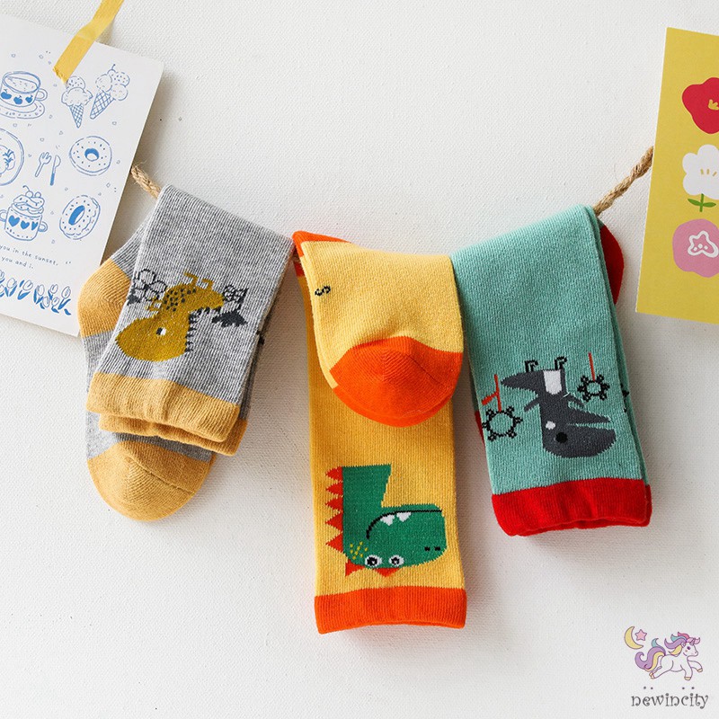 Bộ 3 Đôi Tất Cotton Hình Khủng Long Dễ Thương Cho Bé
