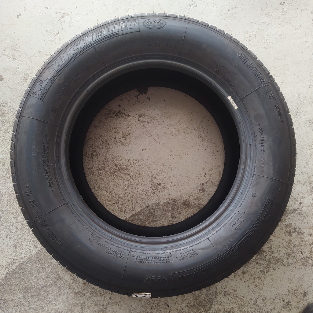 Lốp Michelin 205/65R15 XM2+