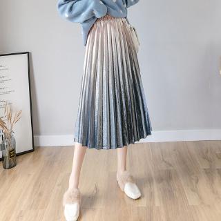 Chân váy xếp li phối màu thanh lịch