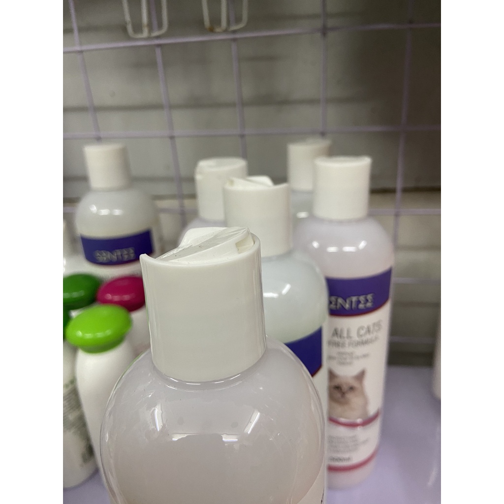 Sữa tắm SENTEE mẫu mới chai 500ml chuyên dành cho các giống chó thú cưng với công thức dịu nhẹ không cay mắt
