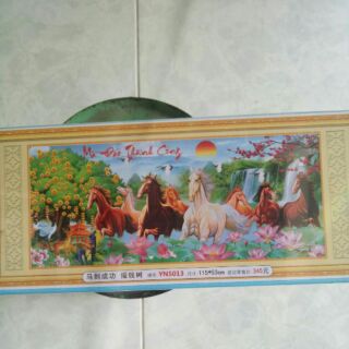 Tranh đá mã đáo thành công yn5013
