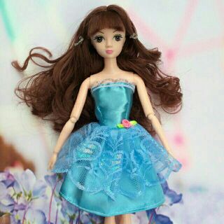 Váy búp bê thay đổi