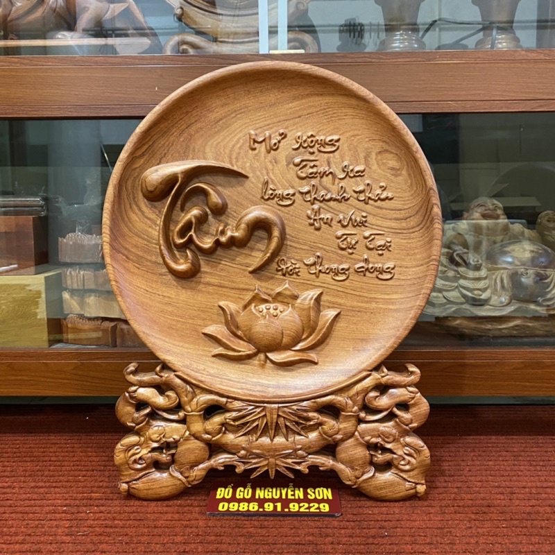 Đĩa phong thuỷ gỗ hương đk40cm