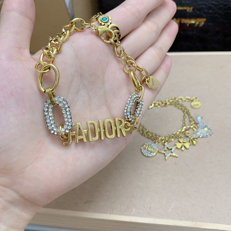 Vòng cổ cao cấp