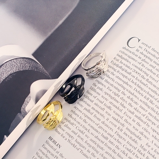 Adjustable ring with arrow opening