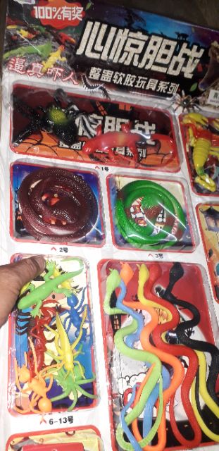 Sét 110 mô hình và 110 phiếu rút thăm trúng thưởng động vật bằng nhựa rất đẹp