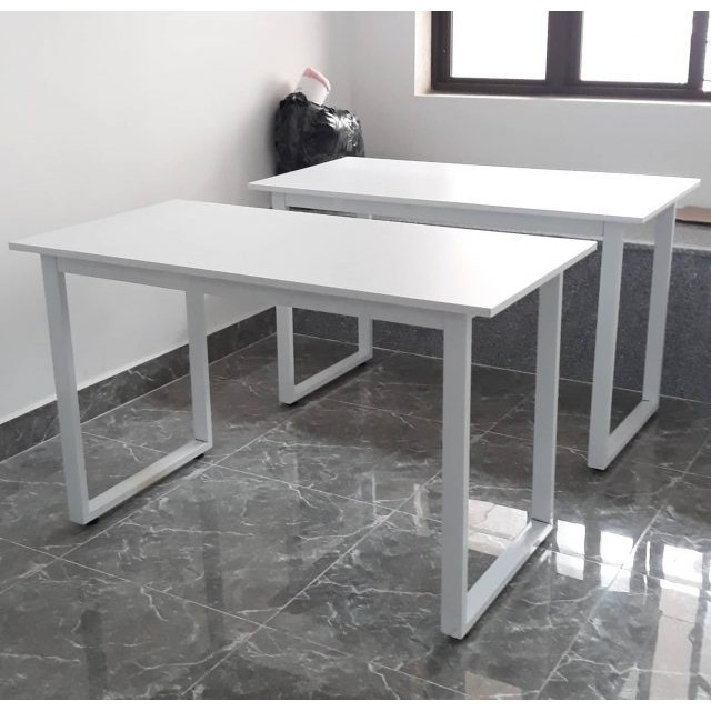 Bàn làm việc, bàn gaming chân sắt mạ tĩnh điện chữ U kt 1m2 - CHÂN TRẮNG | BigBuy360 - bigbuy360.vn