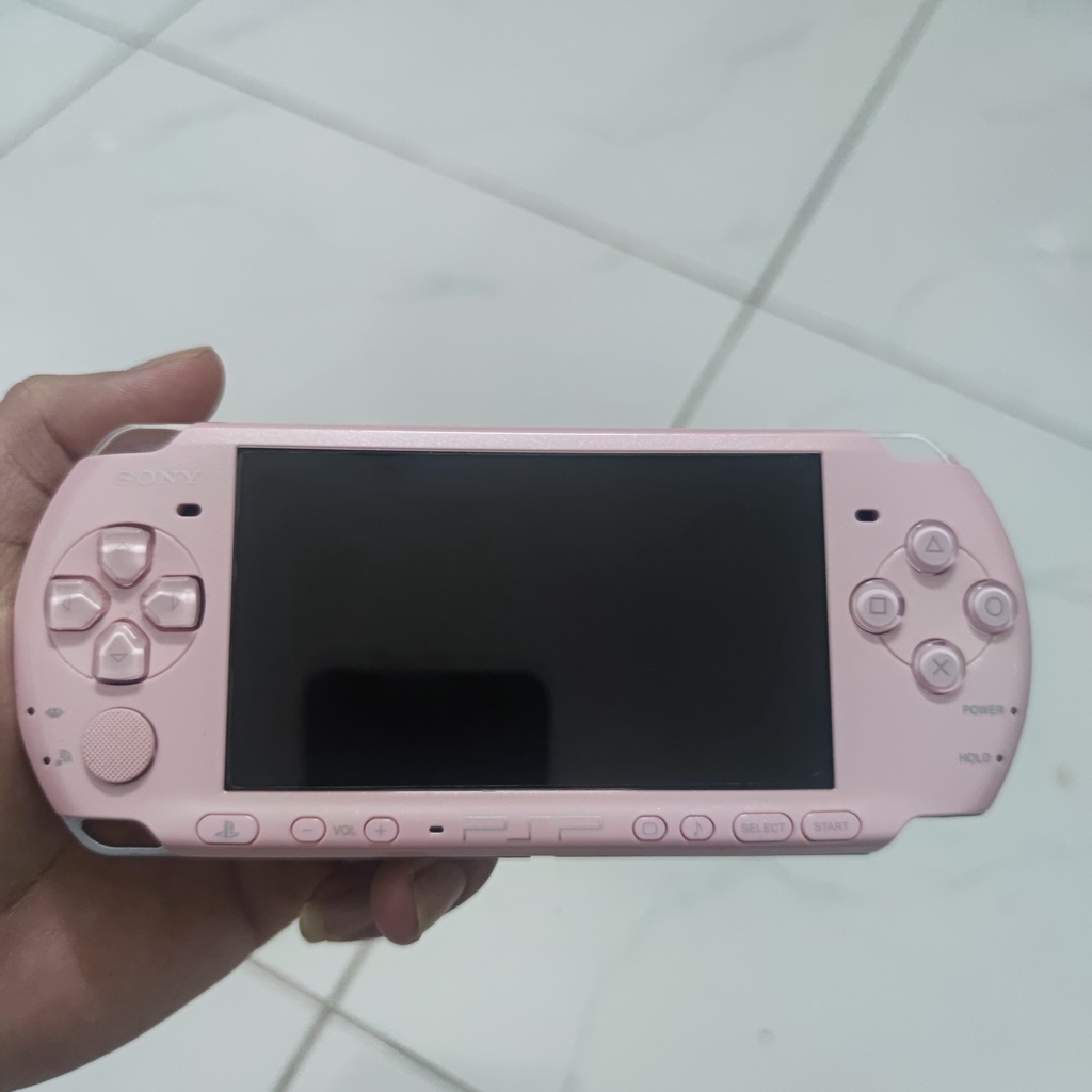 Máy chơi game Sony PSP 3000 + thẻ 32gb - BH 3 tháng