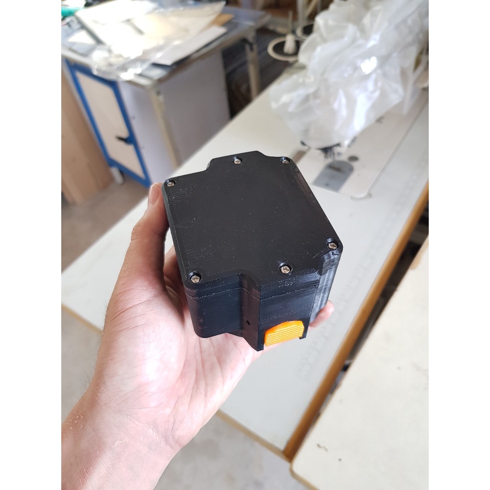 Vỏ pin Makita 12v - 6 cell 18650