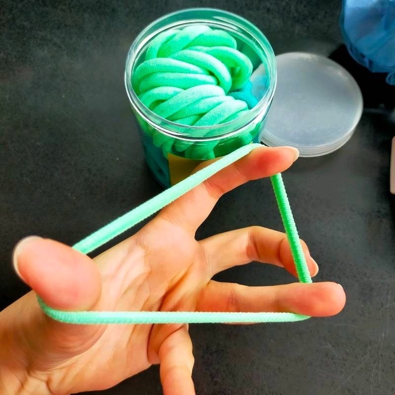 Hộp 50 Dây Buộc Tóc Cao Su Nhiều Màu Sắc Thời Trang