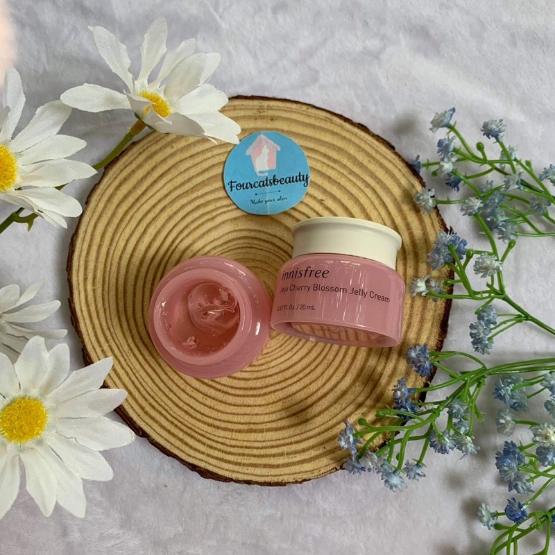 Kem Dưỡng Ẩm Trắng Da Dạng Gel Innisfree Jeju Cherry Blossom Jelly Cream