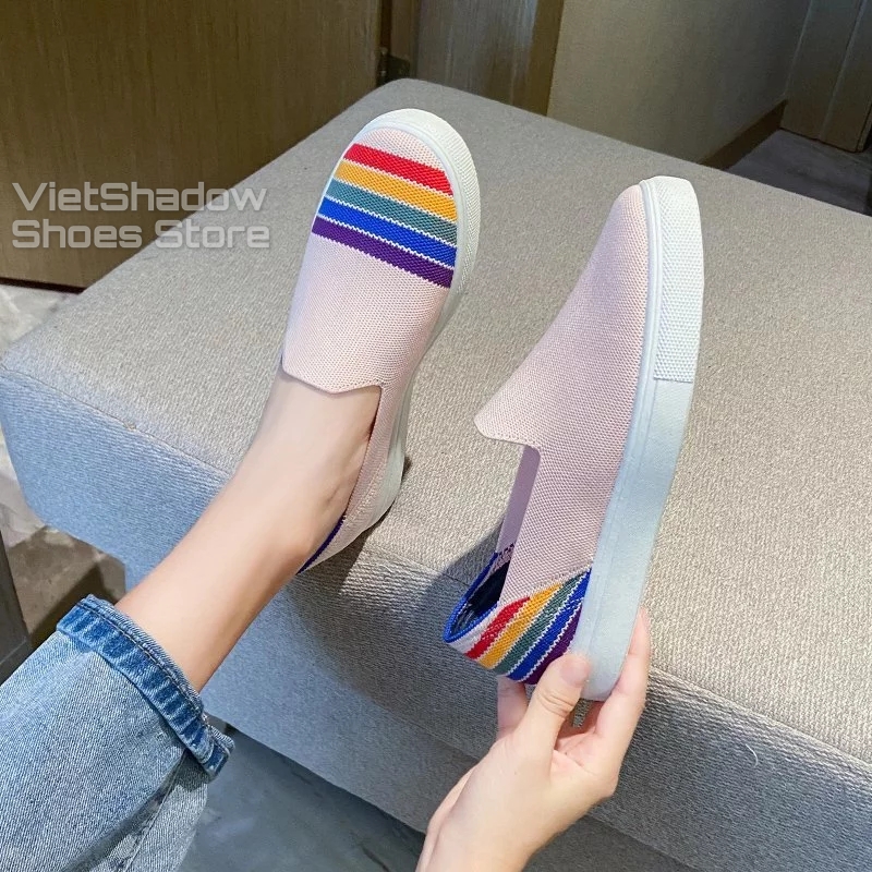 Slip on nữ - Giày lười vải nữ - Mũ giày bằng dệt kim tạo hình 3D, 4 màu đen, trắng, be và hồng - Mã K5001