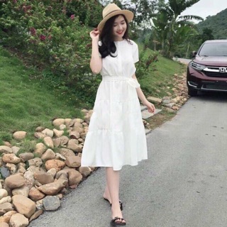 Đầm trắng 3 tầng thắt nơ eo
