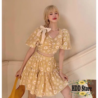 Set áo và chân váy hoa cúc siêu đẹp