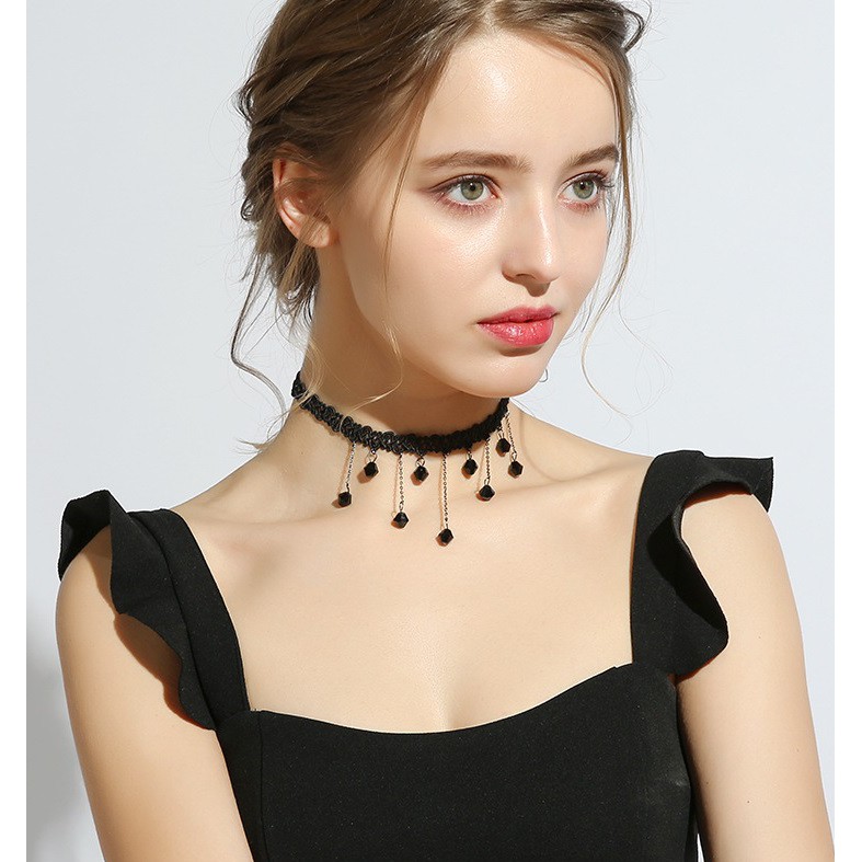 Vòng chocker đính hạt đen tua rua đơn sắc VC22