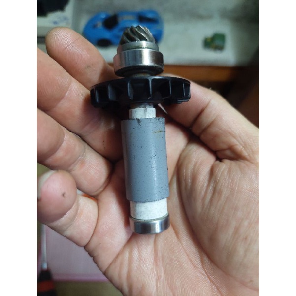 Máy khoan bê tông makita dhr244