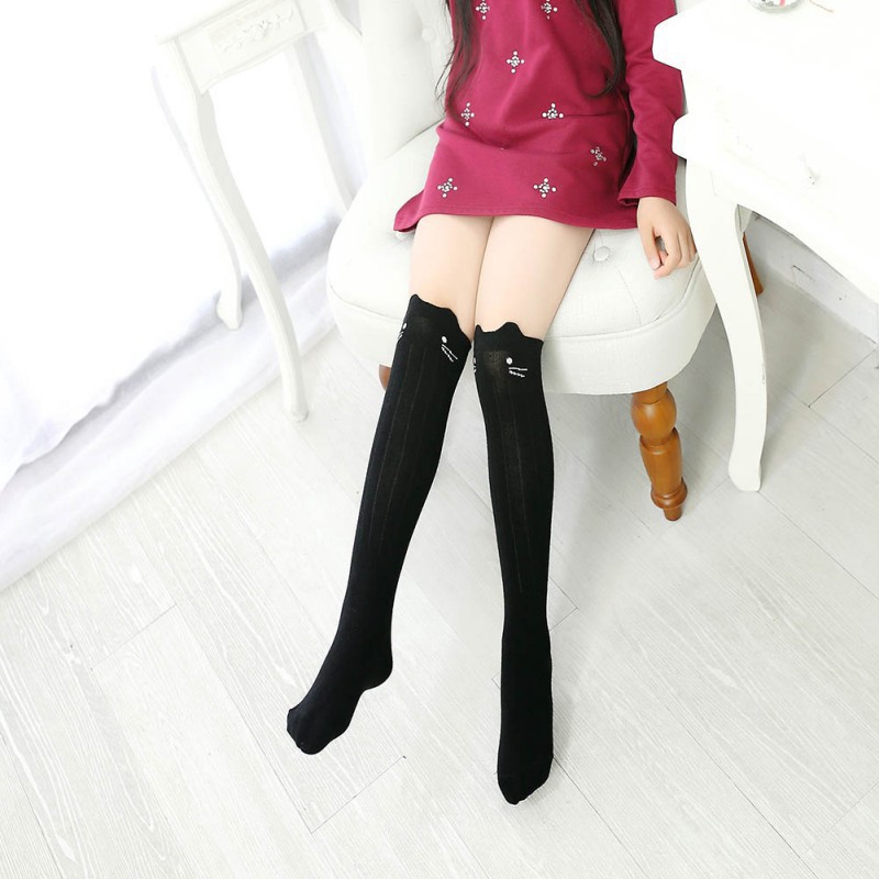 Vớ bé gái cao qua gối thêu hình động vật