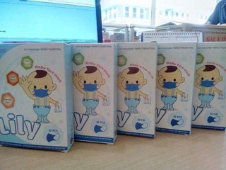 Khẩu trang y tế lily cho bé