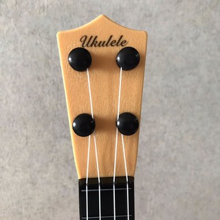 Ukulele siêu dễ thương cho bé tập chơi