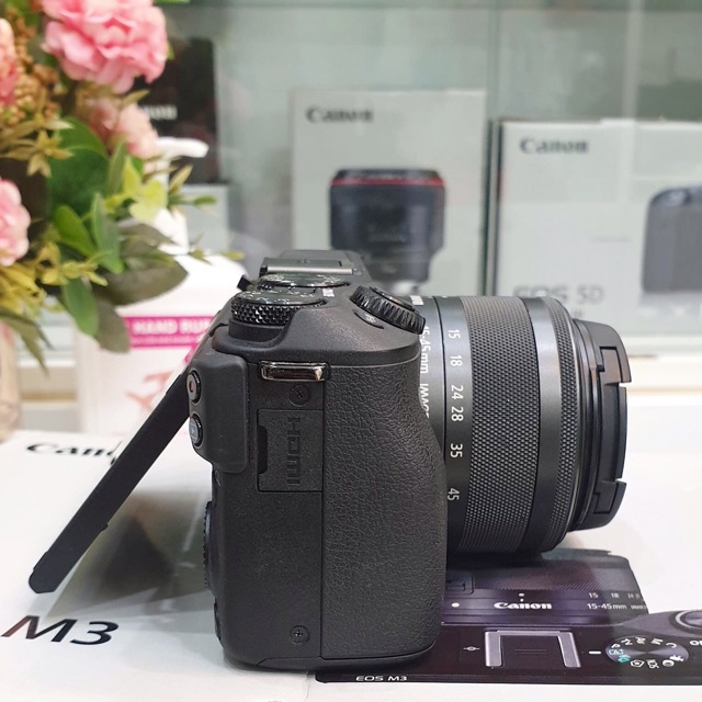 Máy ảnh Canon M3★FREESHIP★ like new 98%