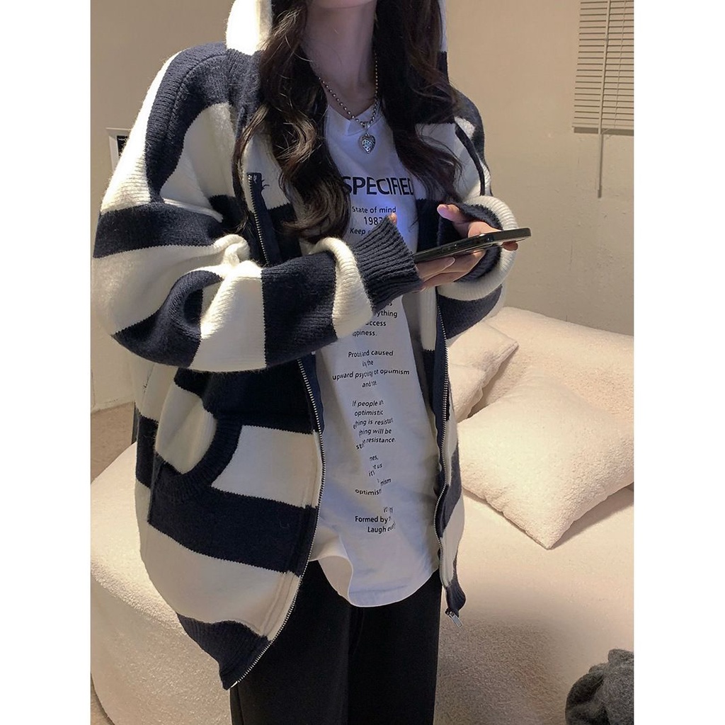[Spot] Áo Khoác cardigan Dệt Kim Mỏng Dáng Rộng Có Mũ Trùm Kẻ Sọc Thời Trang Phong Cách Hàn Quốc Dễ Phối Đồ