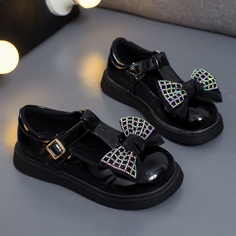 Giày Sandal Công Chúa Bằng Da Siêu Nhẹ 2022 Dễ Phối Đồ Phong Cách Phương Tây Cho Bé Gái Scho