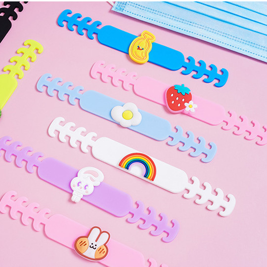 Phụ kiện móc đeo khẩu trang chống trượt có thể điều chỉnh tiện dụng | BigBuy360 - bigbuy360.vn