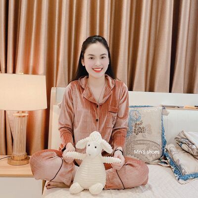 Min's Shoes - Bộ Ngủ Dài Tay Nữ Chất Nhung Cao Cấp B112