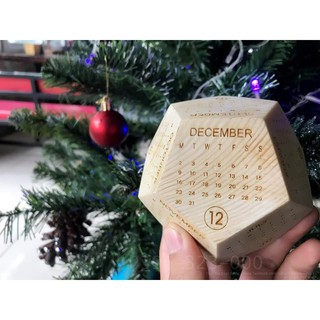 Lịch Gỗ Để Bàn 12 Mặt Canh Tý 2020 [Tiếng Anh]