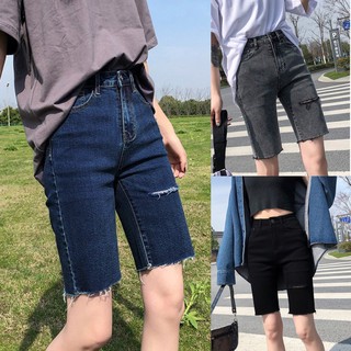 Quần short jeans lửng rách gối