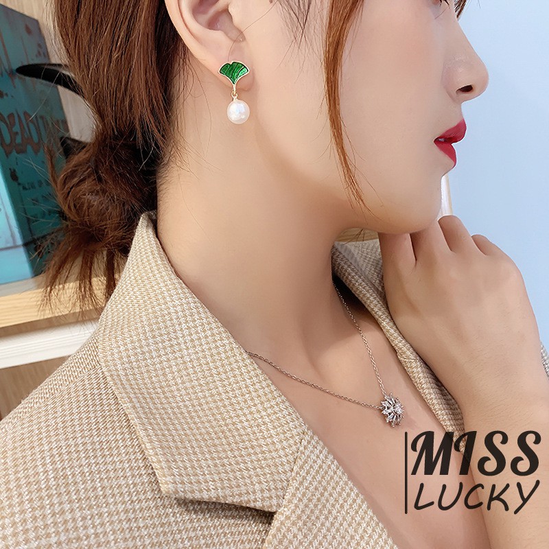 Cặp khuyên tai bạc 925 phối ngọc trai giả phong cách Pháp thời trang