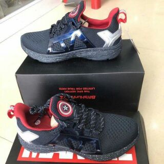 [Tặng xịt thơm] Bitis Hunter X Marvel Captain