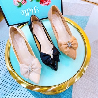 Giày bít mũi gót nhọn, có nơ xinh