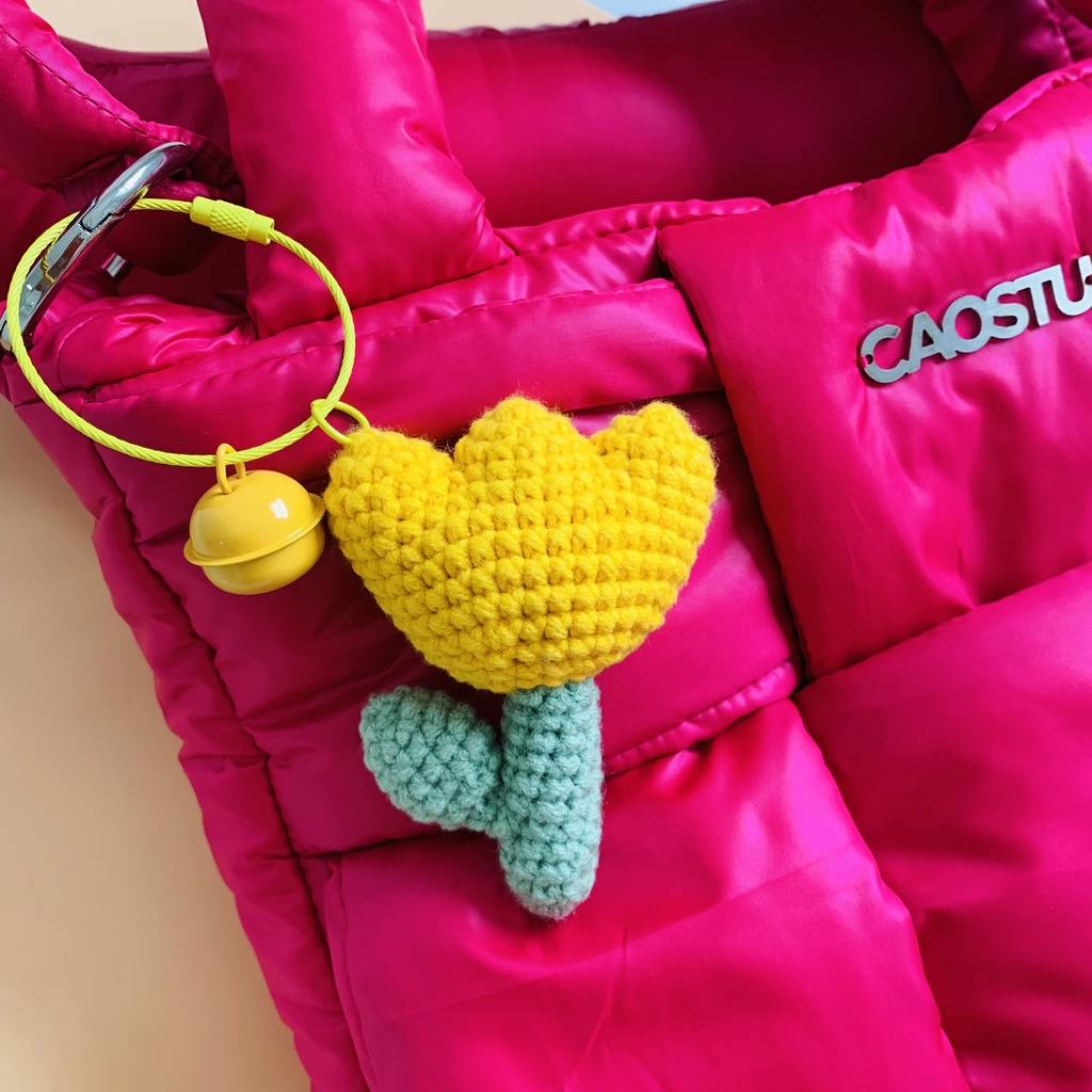 Móc khóa Len hình bông hoa Tulip có chuông