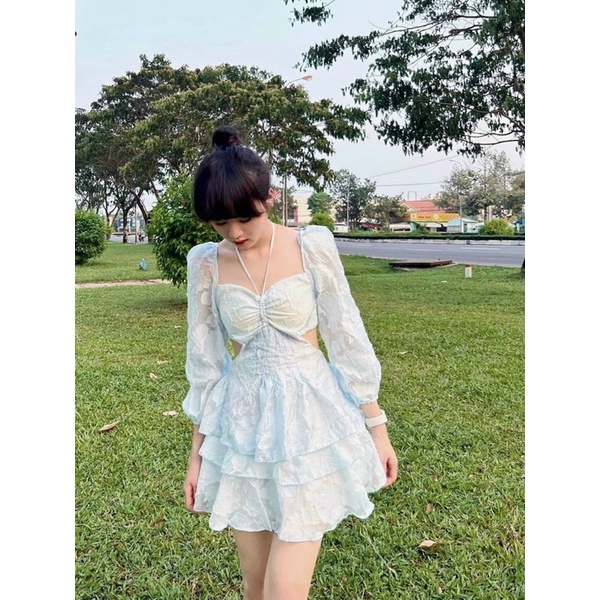 đầm trắng hoa nổi rút ngực dây yếm khoét eo | BigBuy360 - bigbuy360.vn