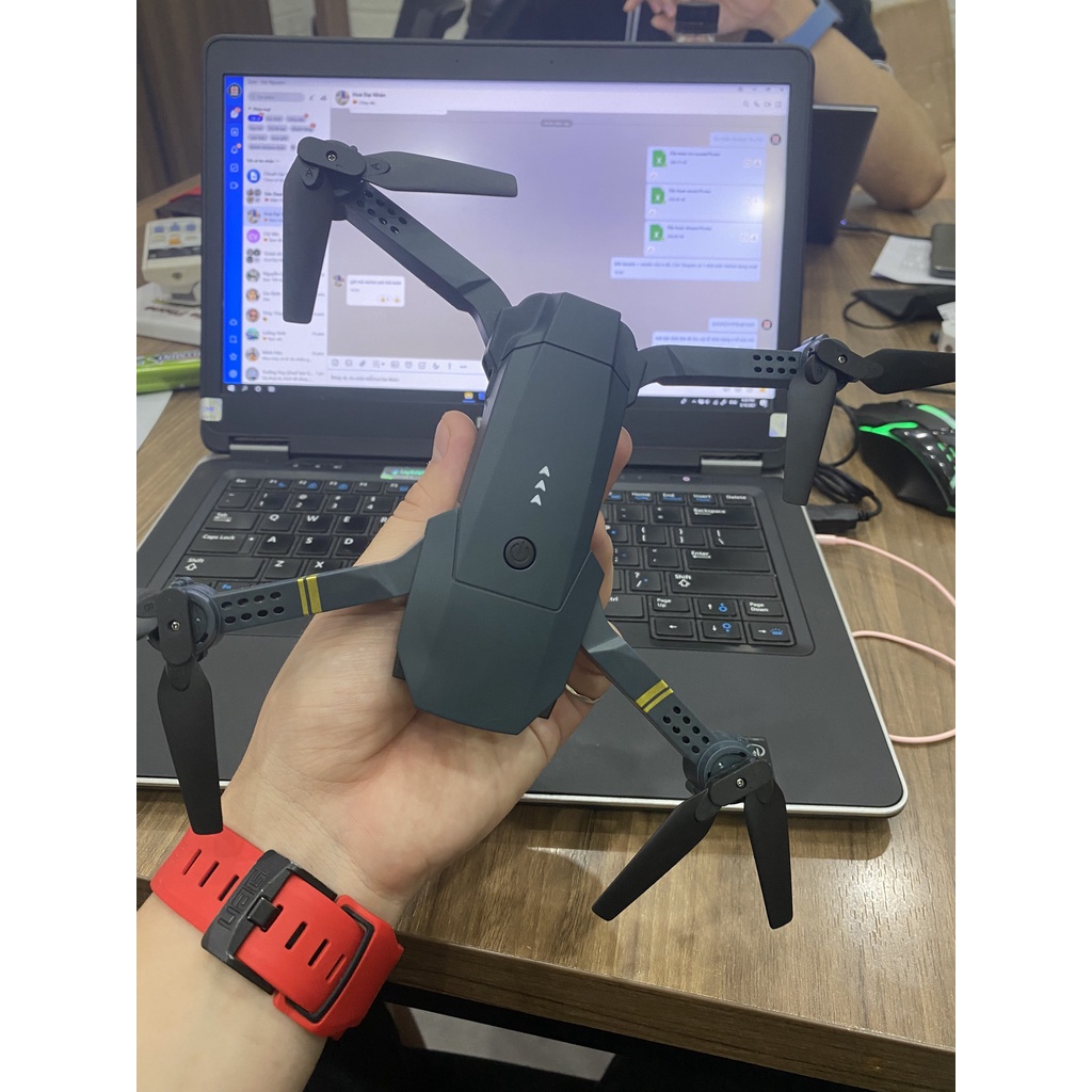 Flycam E88 Pro Drone 4K HD Camera Kép Có Định Vị 1080P WiFi Pin Khỏe Bay Xa 200M Máy bay