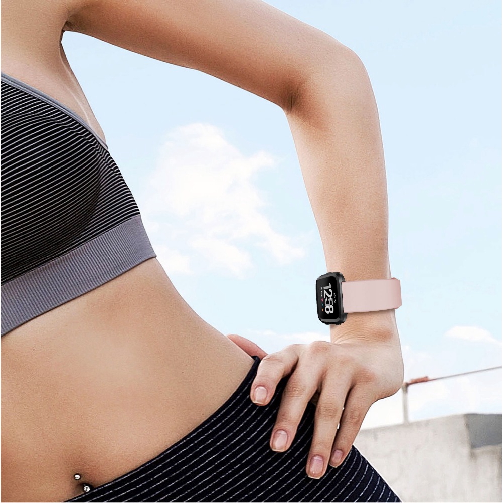 Dây Đeo Thay Thế Chất Liệu Silicon Màu Trơn Cho Fitbit Versa 2