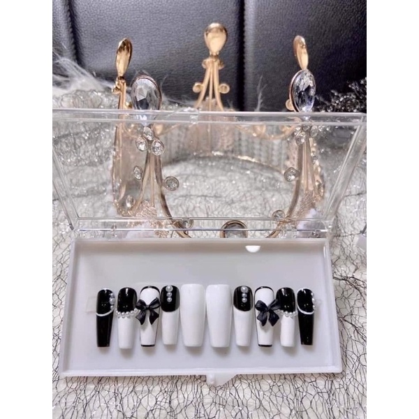 NAILBOX - móng up thiết kế - nail trắng đen