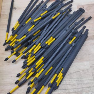 Mũi Bắn Vít DeWalt chuôi lục giác ( 15cm PH2 )