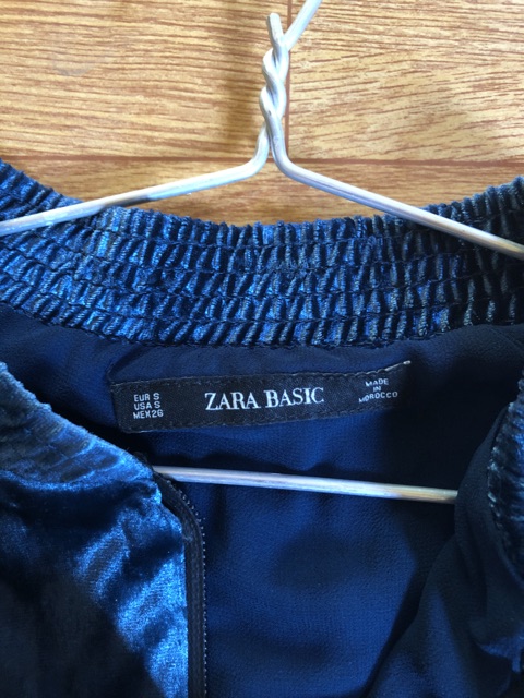 Áo bomber zara auth