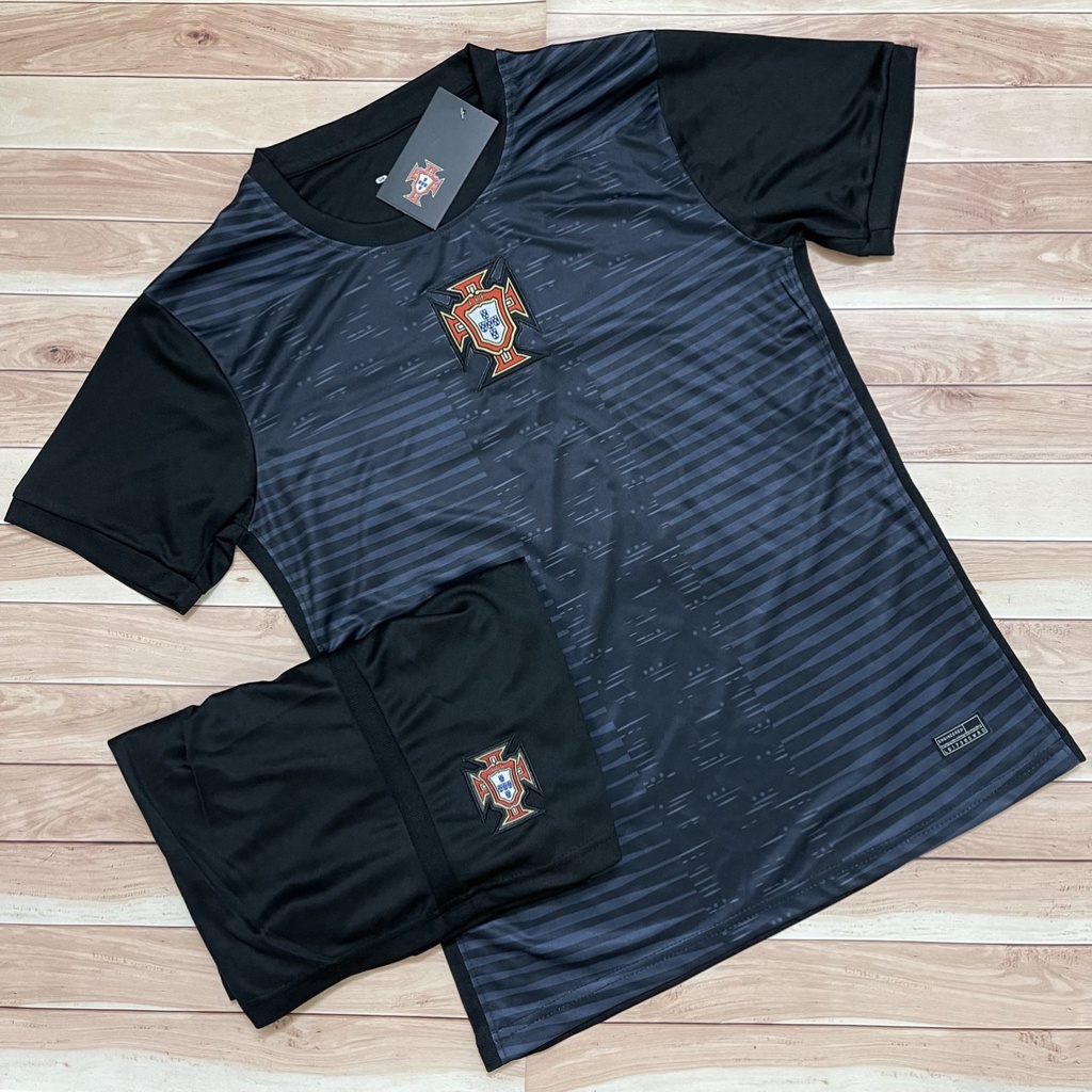 ÁO BÓNG ĐÁ/QUẦN ÁO BÓNG ĐÁ ĐỘI TUYỂN BỒ ĐÀO NHA-CHUẨN MAU THI ĐẤU-VẢI THÁI CAO CẤP