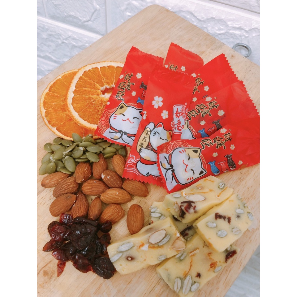 Kẹo Nougat Truyền Thống (250gr / 500gr)
