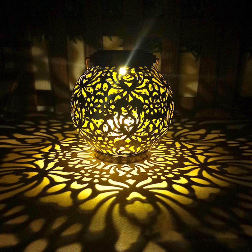 Đèn Lồng Năng Lượng Mặt Trời Bằng Sắt Hình Cầu Treo Trang Trí Sân Vườn