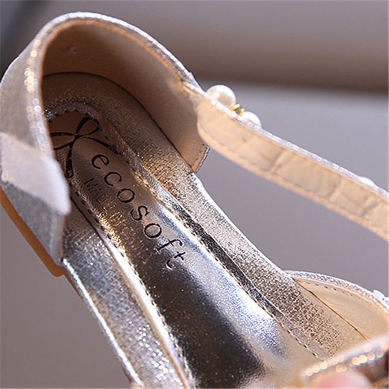 Giày công chúa nơ bướm sandal và búp bê xinh lung linh hết nấc