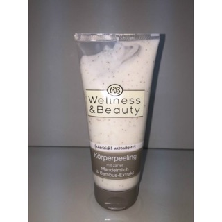 Tẩy da chết Wellness & Beauty Körperpeeling - Với Sữa Hạnh Nhân Và Chiết Xuất Tre, 200 ml