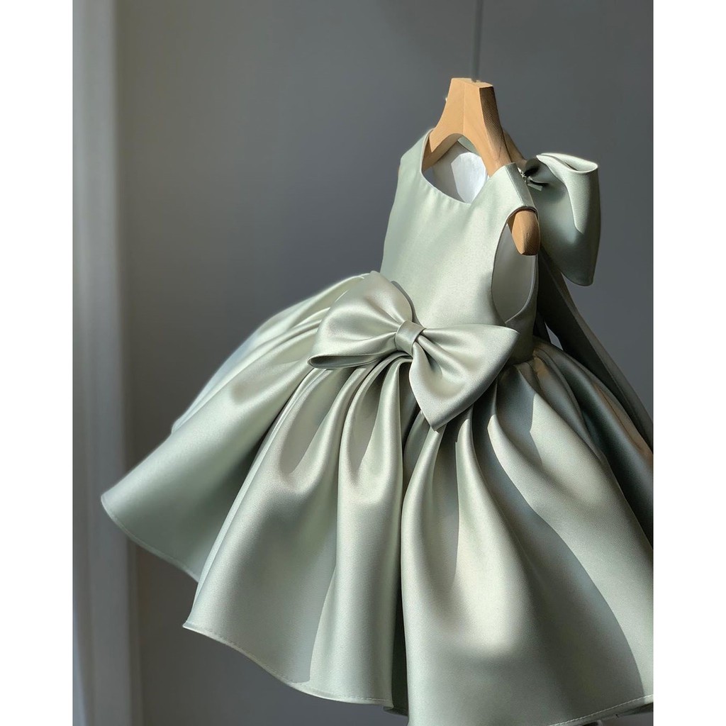 Váy đầm xoè công chúa thiết kế cho bé gái làm quà tặng diện sinh nhật , dự tiệc, trang phục biểu diễn sang trọng lịch sự